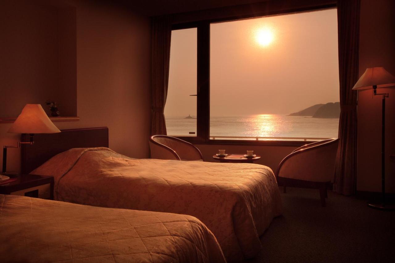 โรงแรมฮิระโดะ ไคเจียว Hirado ภายนอก รูปภาพ