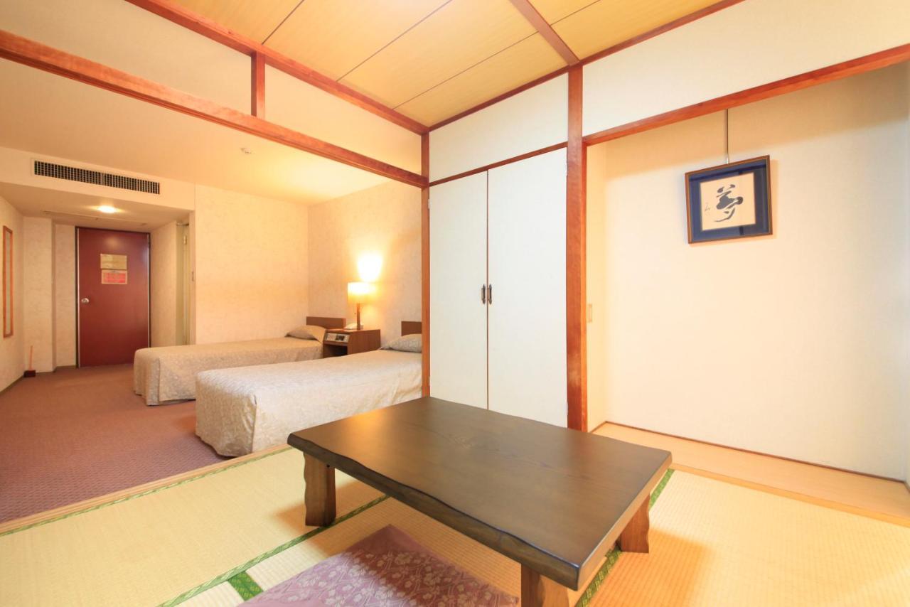 โรงแรมฮิระโดะ ไคเจียว Hirado ภายนอก รูปภาพ